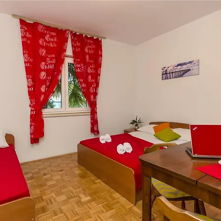 Apartamento And Milan Vodice